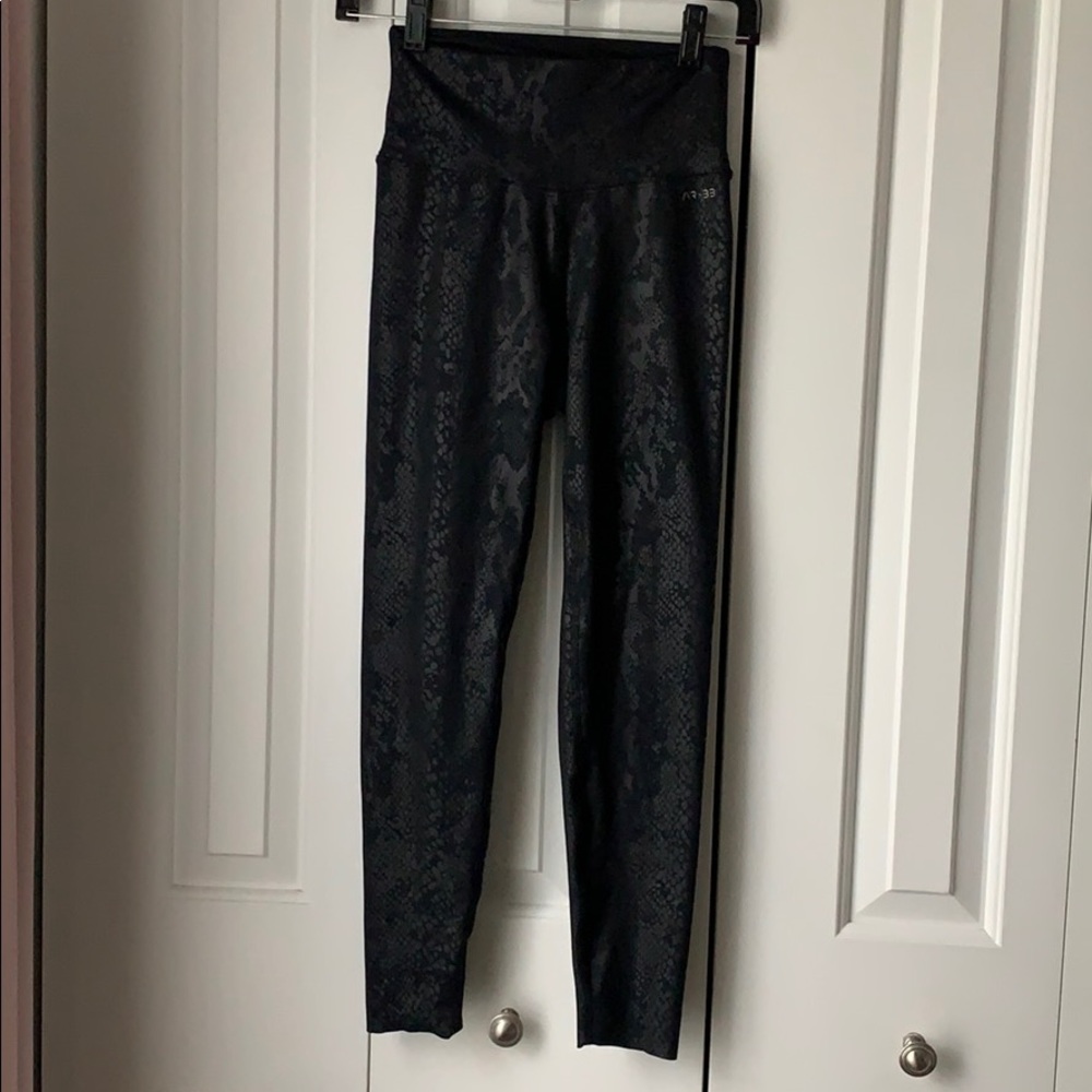 Black snakeskin leggings perfect condition